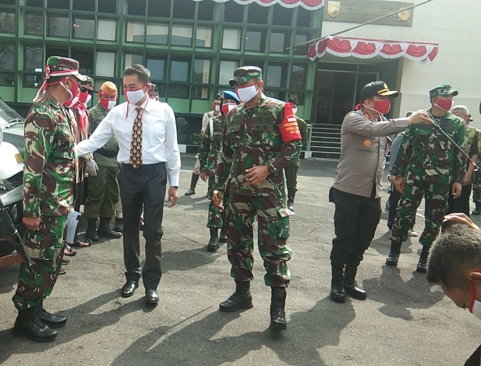 Korem 073/MKT  Melaksanakan Penegakan Disiplin Protokol Kesehatan  Covid-19 di Kota Salatiga 